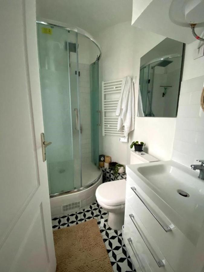 Modern Appartement W/ Tour Eiffel View In The 7Th Paris Exteriör bild